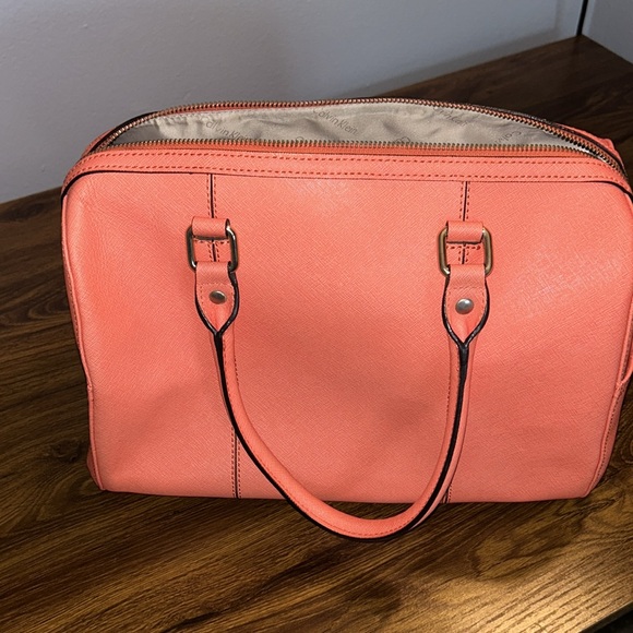 Calvin Klein handbag - Picture 4 of 6